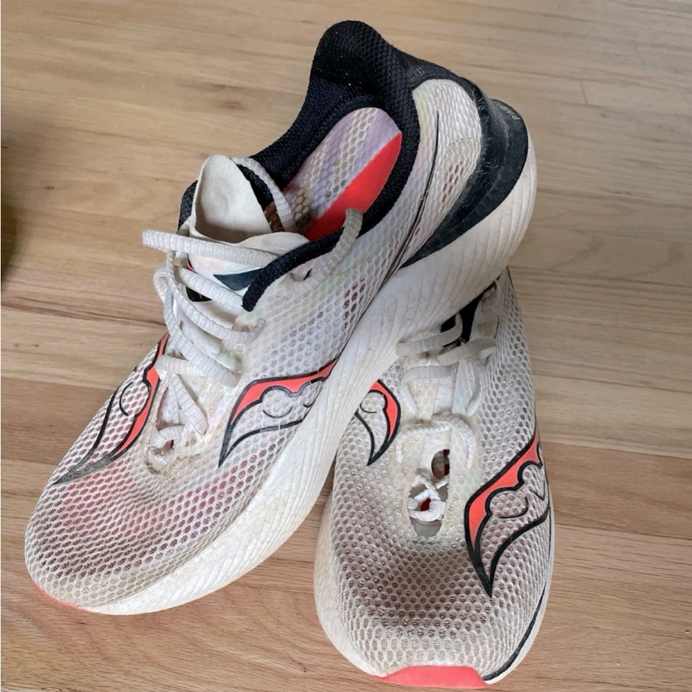 Running Shoes - Picture 2 of 9